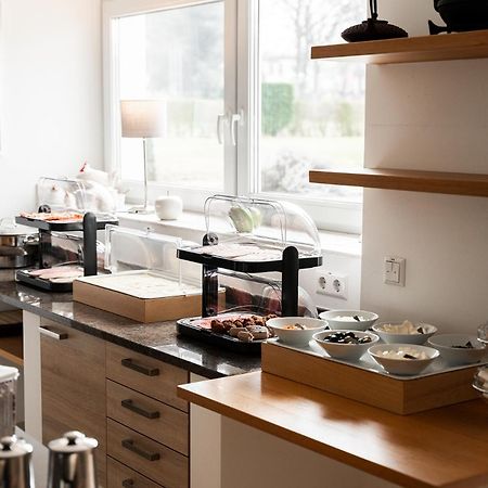 Hotel Vier Jahreszeiten Therme & Kliniken Bad Krozingen Naehe Freiburg & Schwarzwald Ideal Fuer Wellness Kur & Business Ausfluege 24H Check In- Wlan & Parken Gratis Eksteriør billede