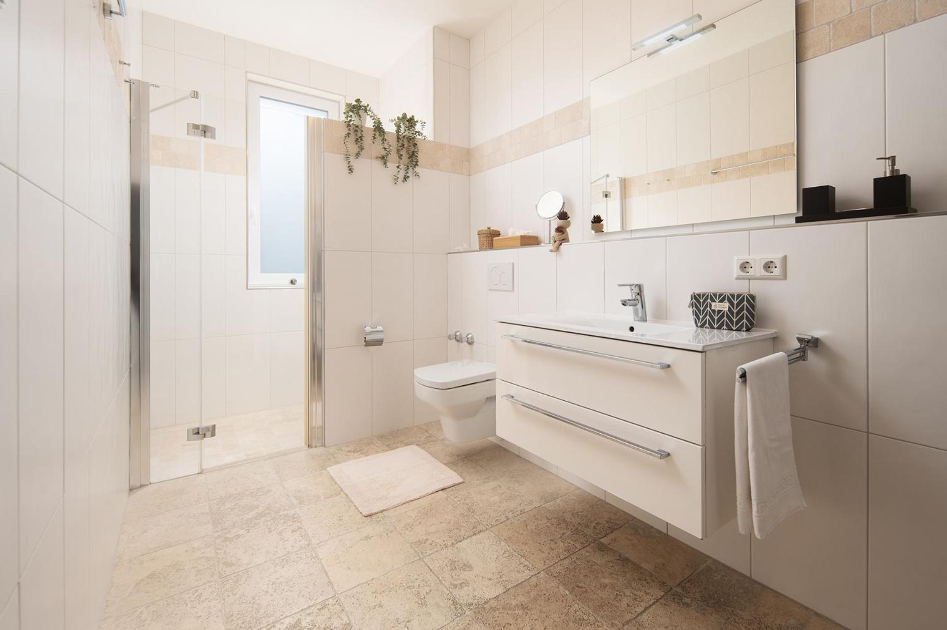 Hotel Vier Jahreszeiten Therme & Kliniken Bad Krozingen Naehe Freiburg & Schwarzwald Ideal Fuer Wellness Kur & Business Ausfluege 24H Check In- Wlan & Parken Gratis Eksteriør billede
